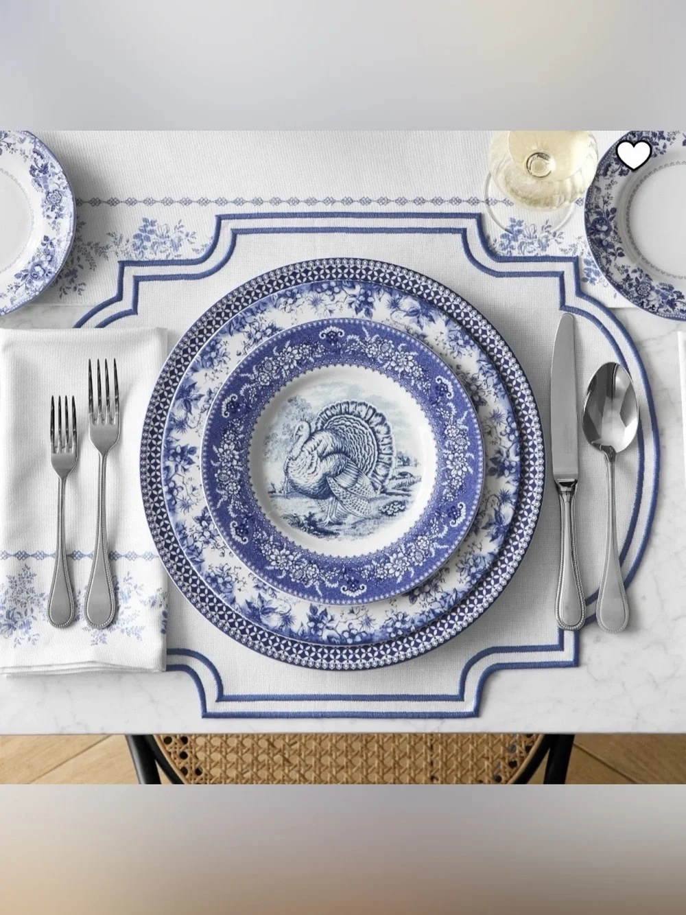 Williams Sonoma English Floral Napkins ( Set of 4 )